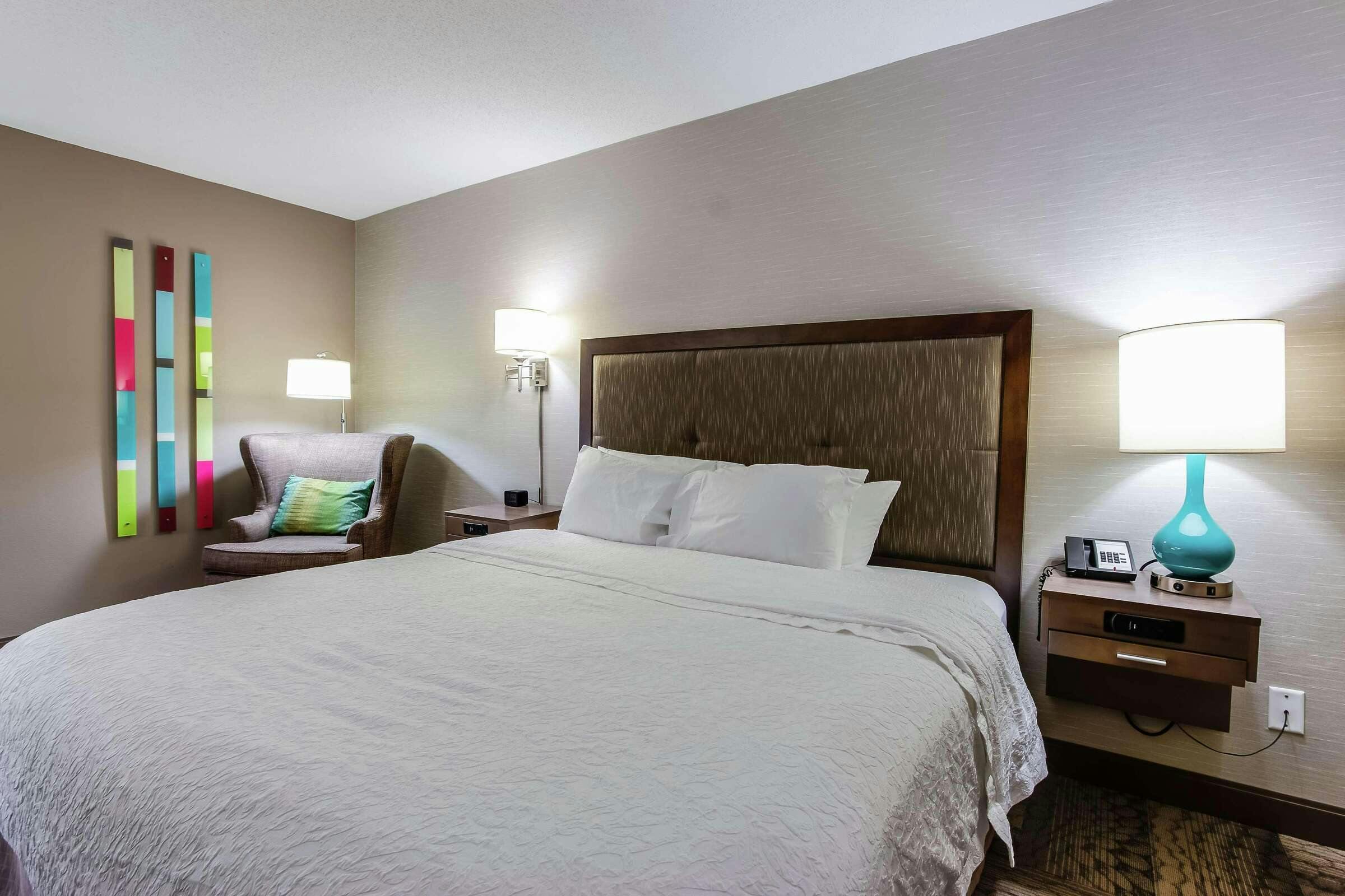 Hotel Hampton Inn Dickson photo 3