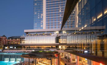 Loews Arlington Hotel