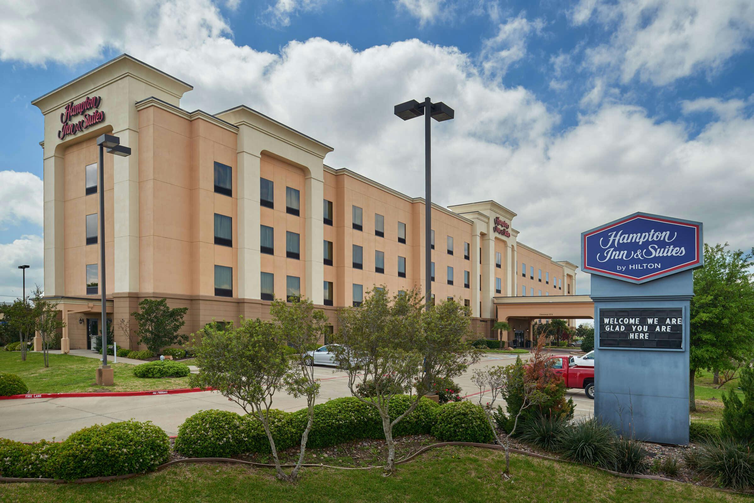 Hampton Inn & Suites Waco South