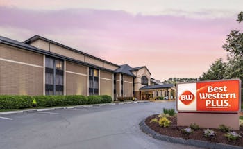 Best Western Plus Cedar Bluff Inn