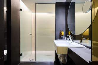 Hotel H10 Port Vell photo 3