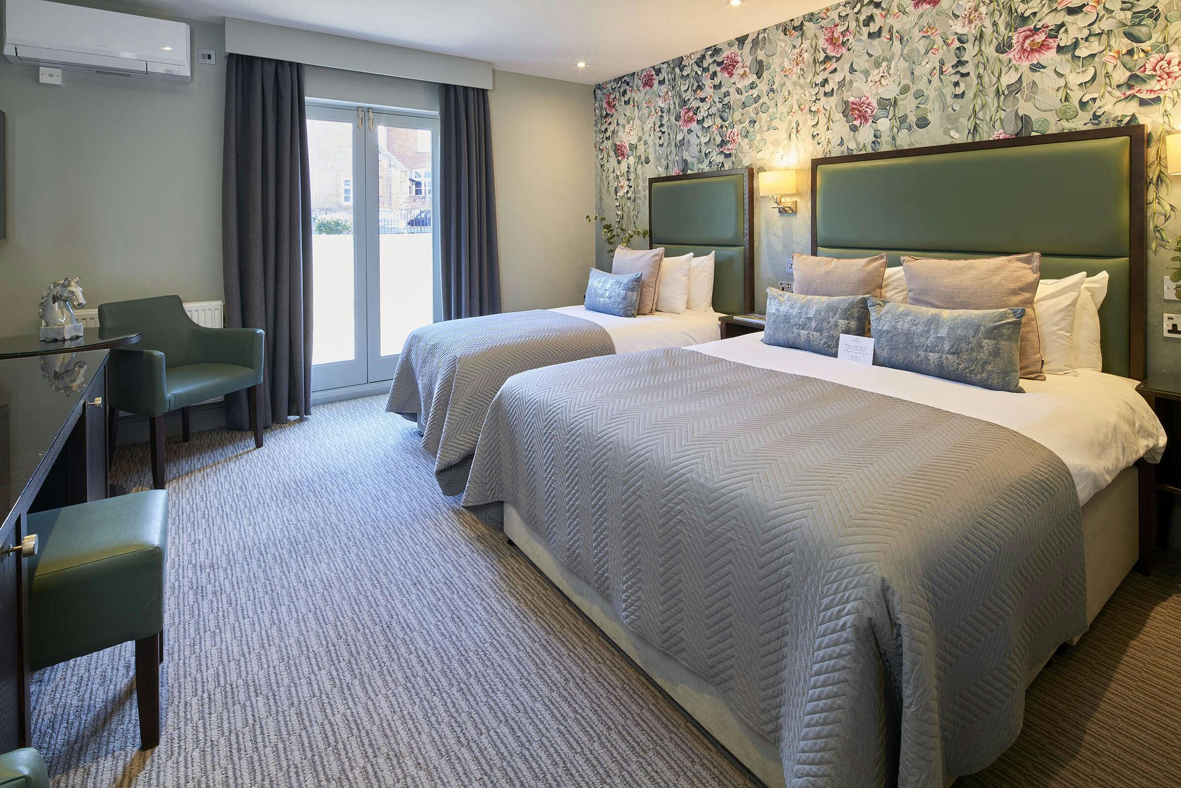 Hotel Mandolay Hotel Guildford photo 5