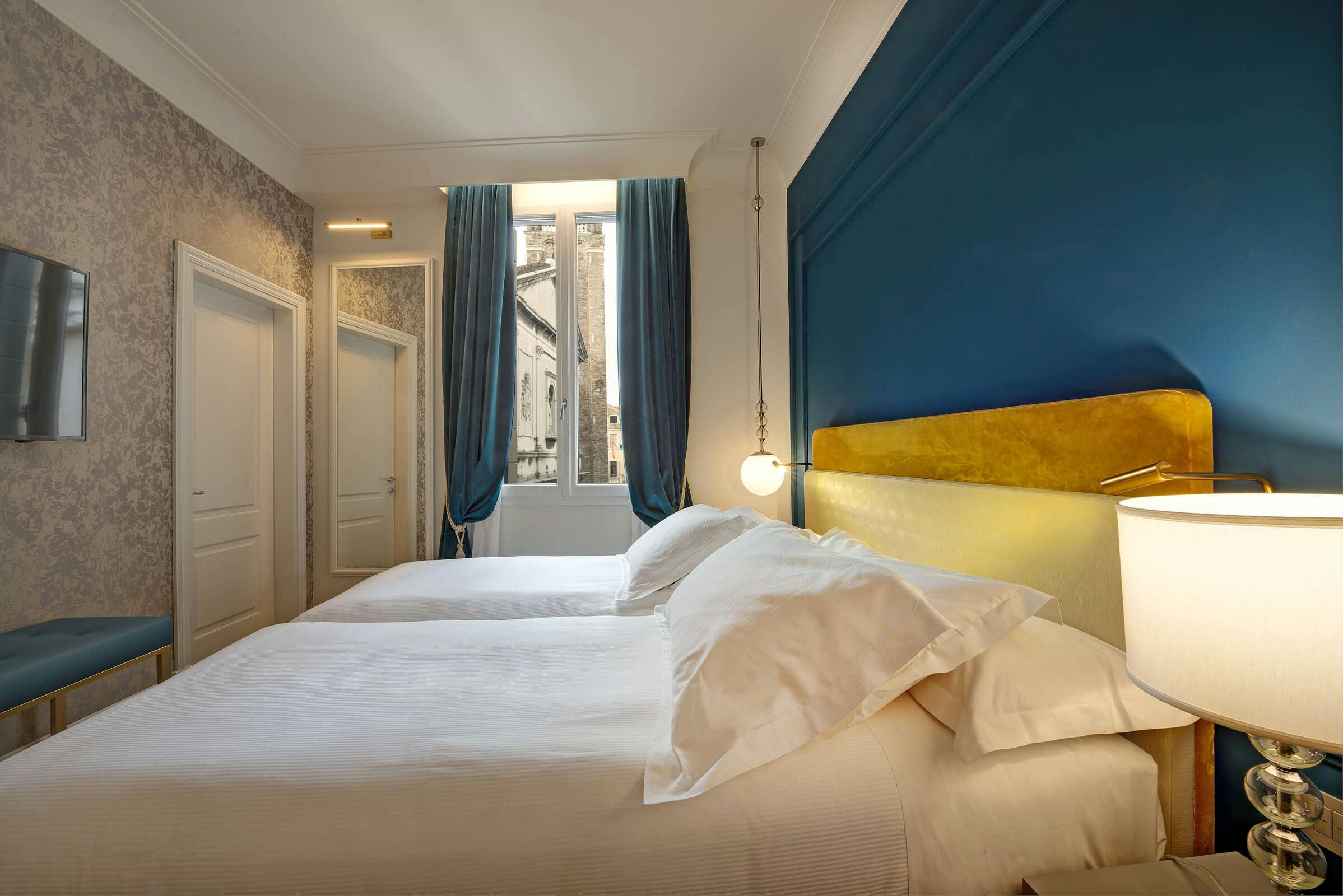 Hotel H10 Palazzo Canova photo 1