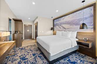 Hotel Best Western Plus Marquette Hotel & Suites photo 1