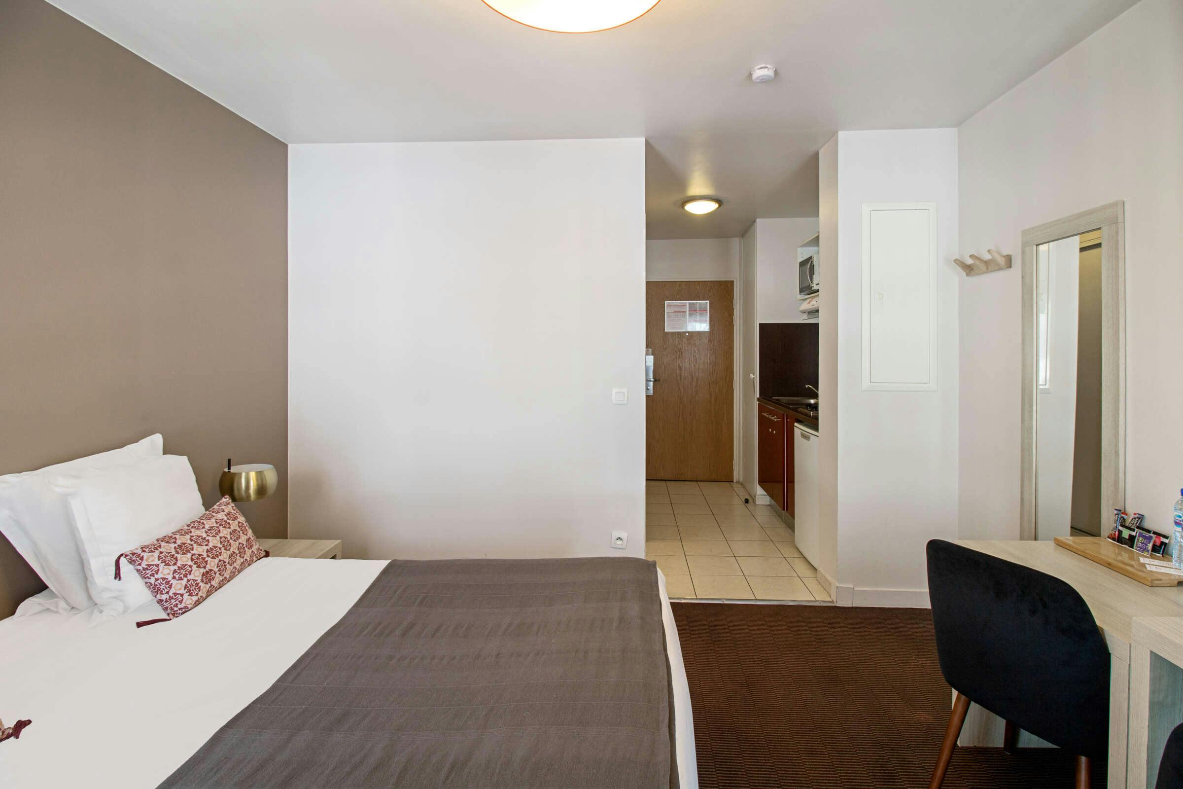 Hotel Appart'City Confort Paris Villejuif photo 2