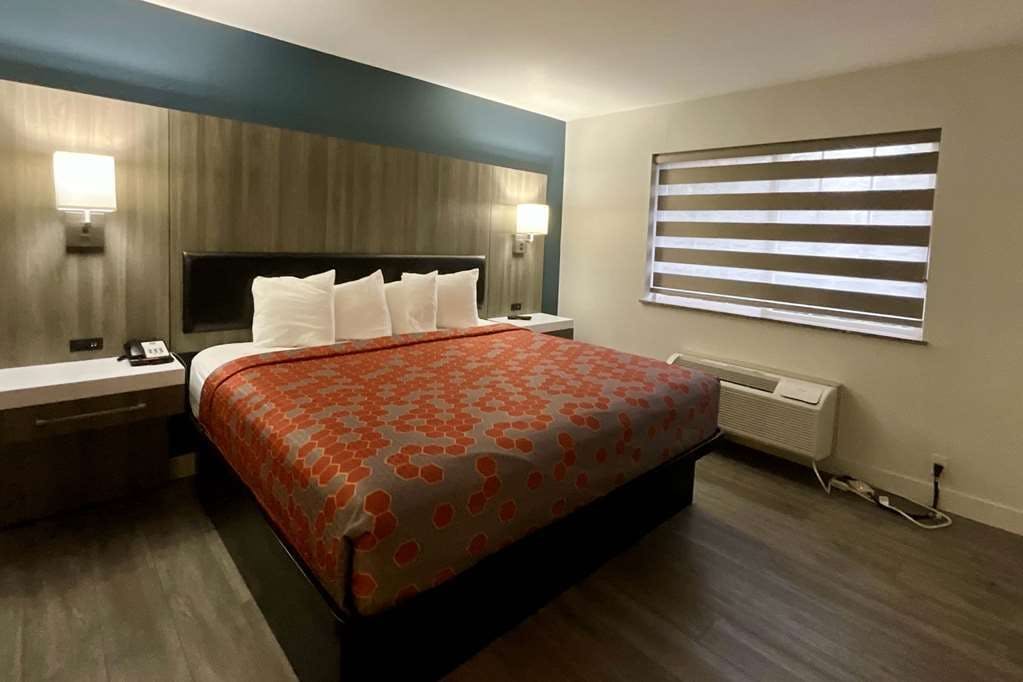 Hotel Baymont by Wyndham Kent/Seattle photo 4