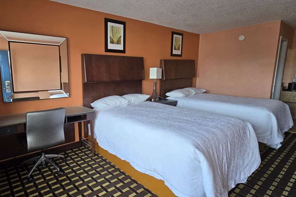Hotel Travelodge Thomasville AL photo 2