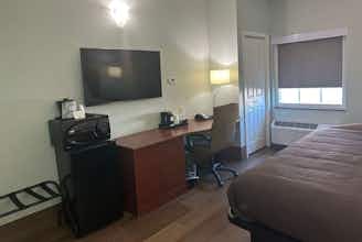 Hotel Wingate by Wyndham Macon I-475 photo 2