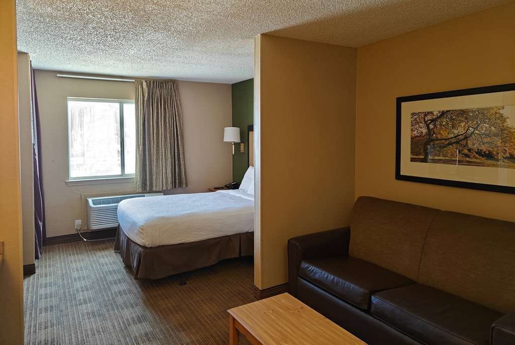 Hotel Hawthorn DFW Airport North photo 3
