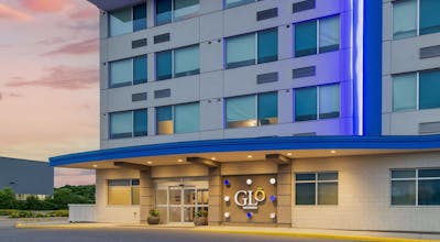 Glō Best Western Kanata Ottawa West