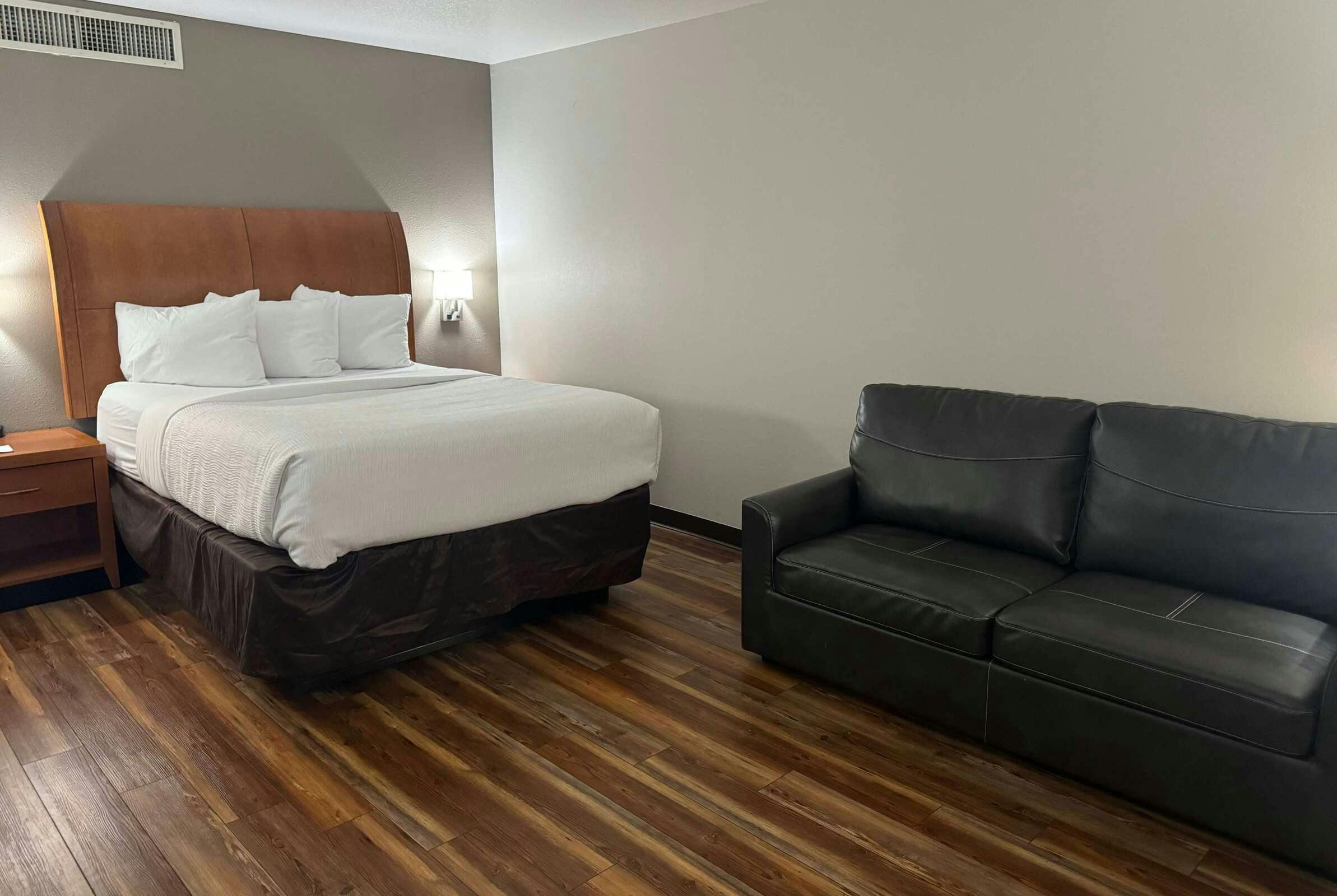 Hotel Baymont by Wyndham Missoula photo 4