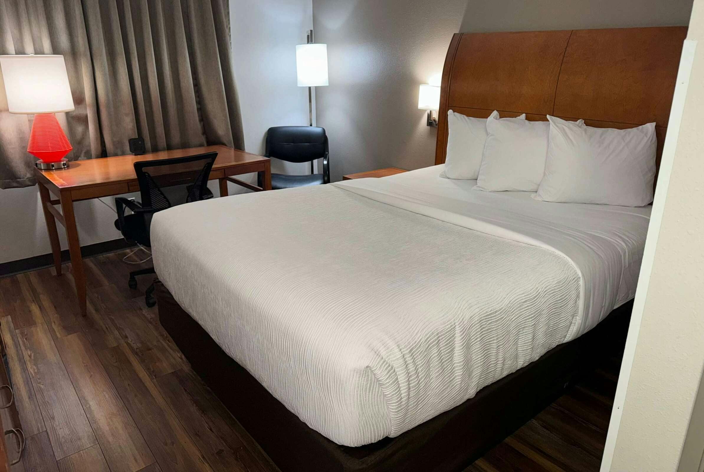 Hotel Baymont by Wyndham Missoula photo 3