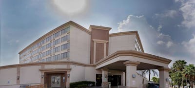 Wyndham Houston Hobby Airport