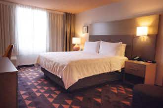 Hotel Wyndham Houston Hobby Airport photo 1