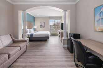 Hotel Melrose @ Seabrook, Bw Signature Collection photo 1