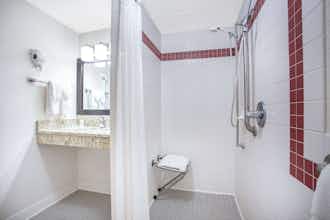 Hotel AmericInn Hayward photo 4