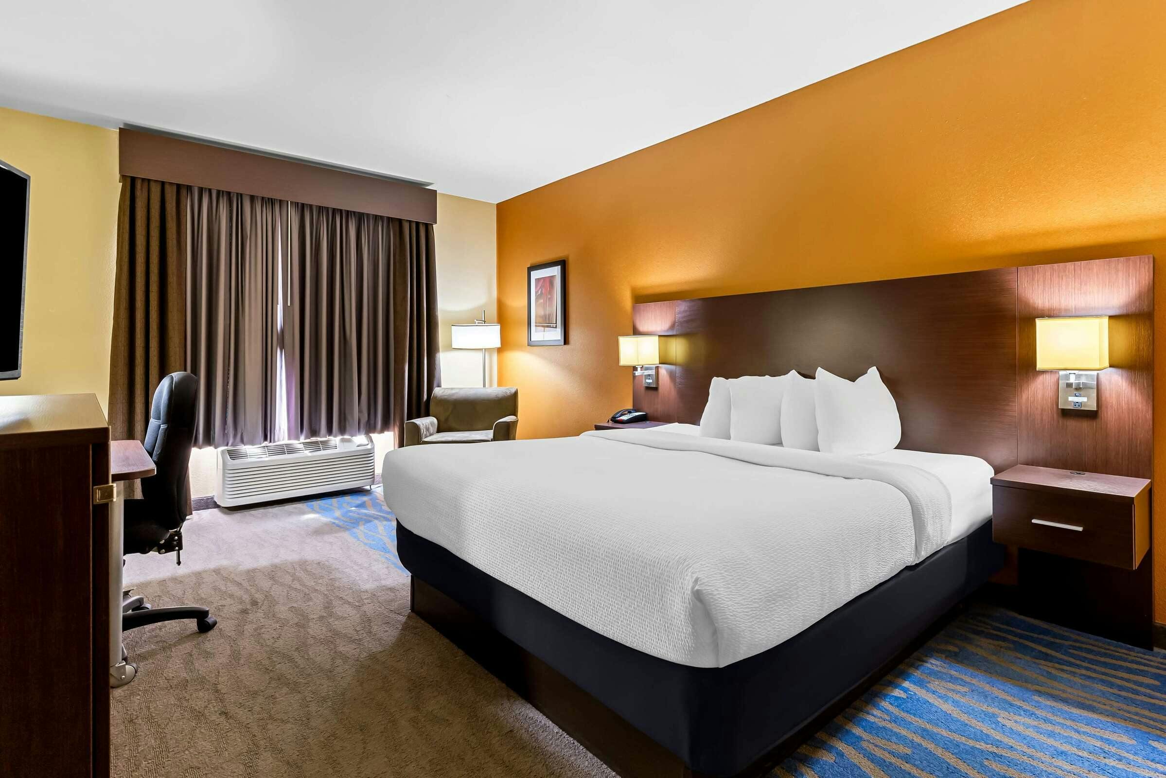 Hotel Best Western St. Louis Airport North Hotel & Suites photo 2