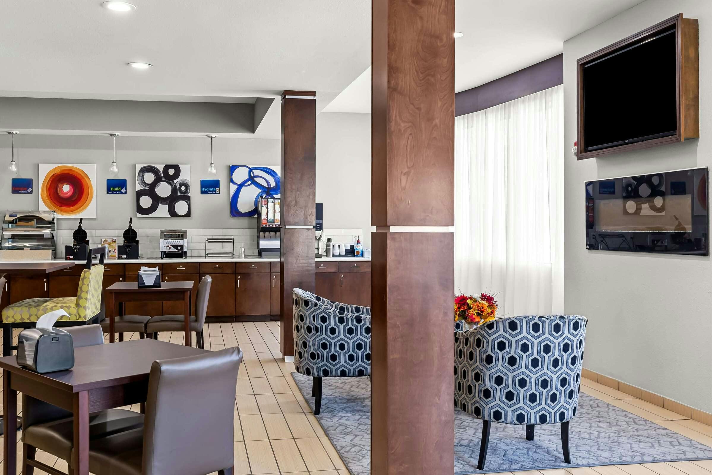 Hotel Best Western St. Louis Airport North Hotel & Suites photo 3