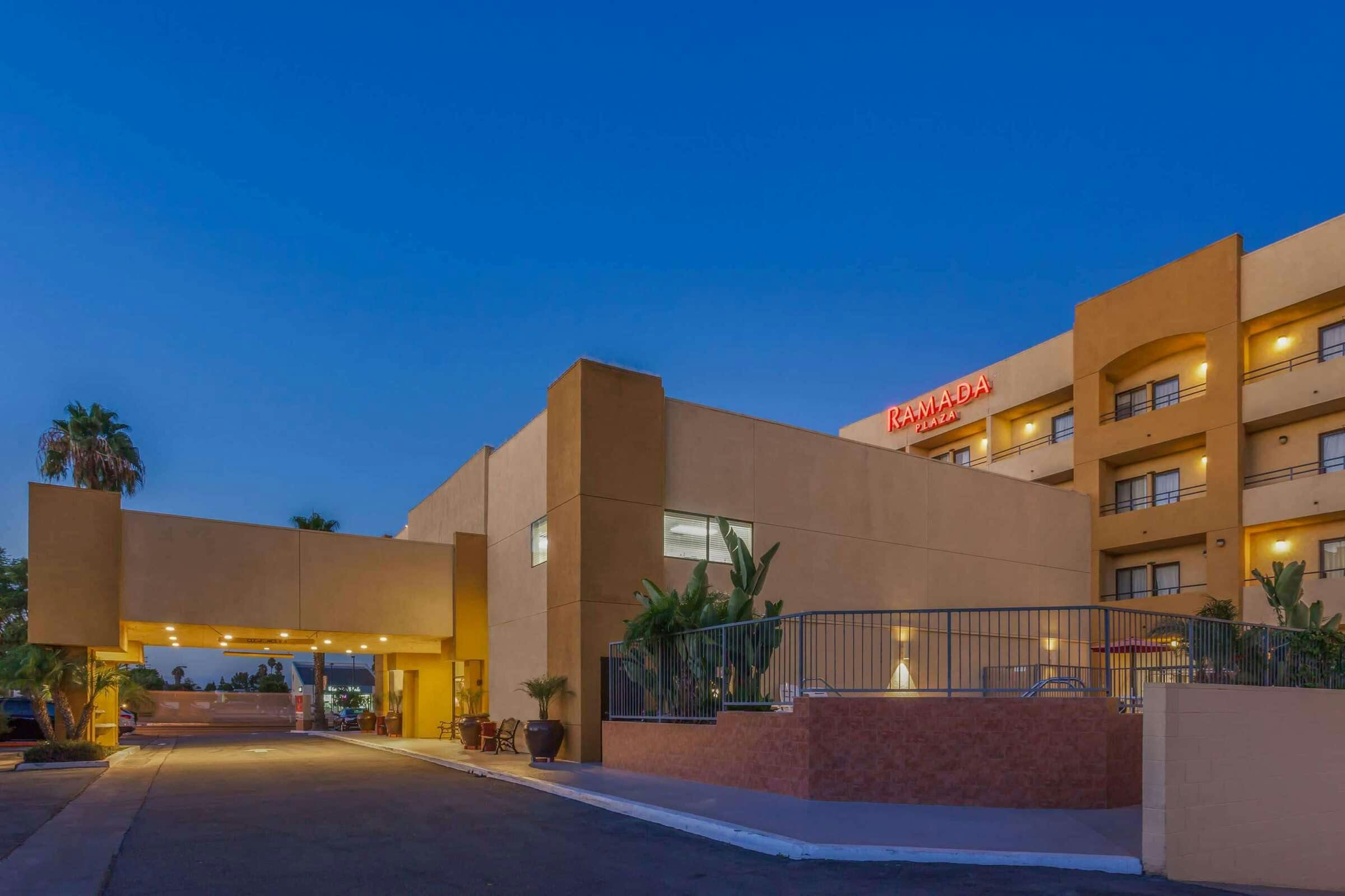 Ramada Plaza GardenGrovAnaheim