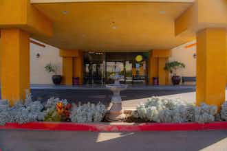 Hotel Ramada Plaza GardenGrovAnaheim photo 2