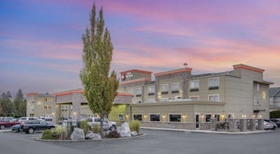 Best Western Plus Peppertree Airport Inn