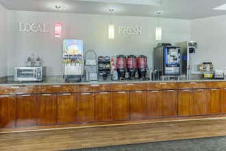 Hotel Best Western Plus Peppertree Inn At Omak photo 2