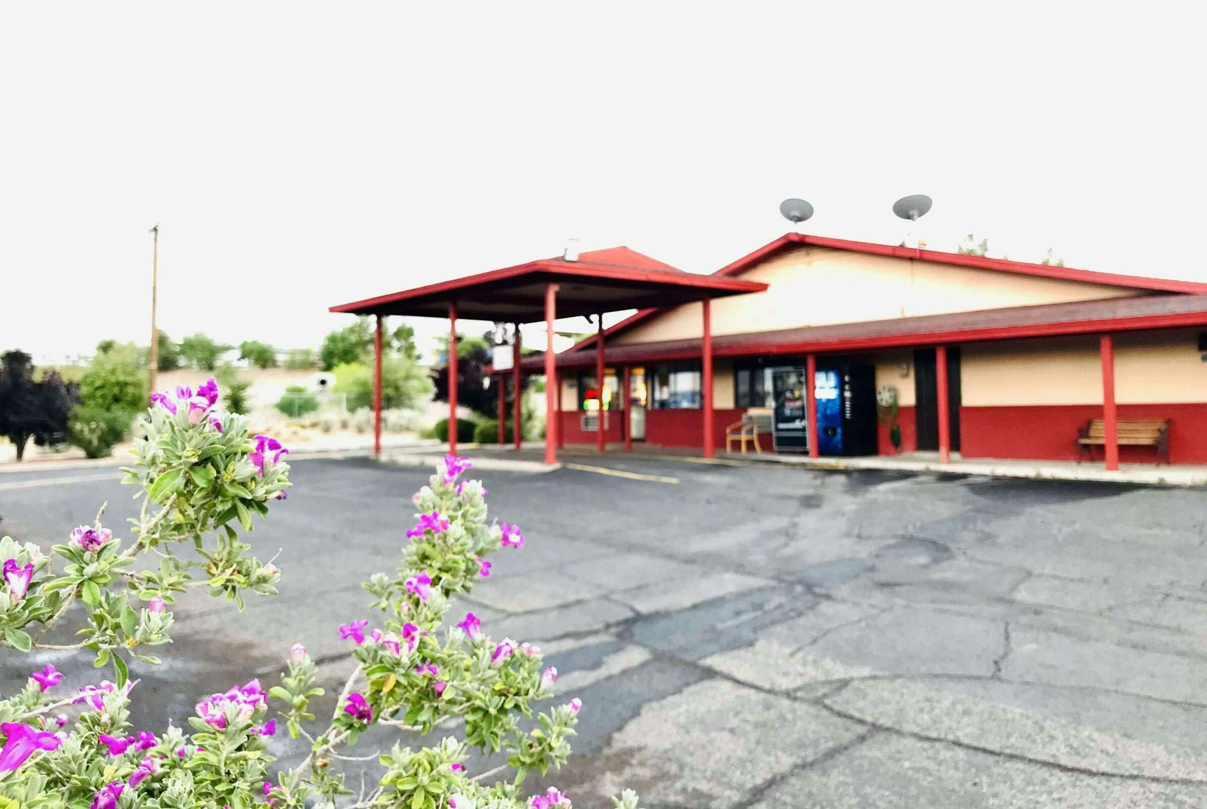 Hotel Travelodge by Wyndham Truth or Consequences photo 1