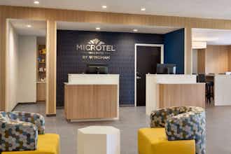 Hotel Microtel Gambrills photo 2