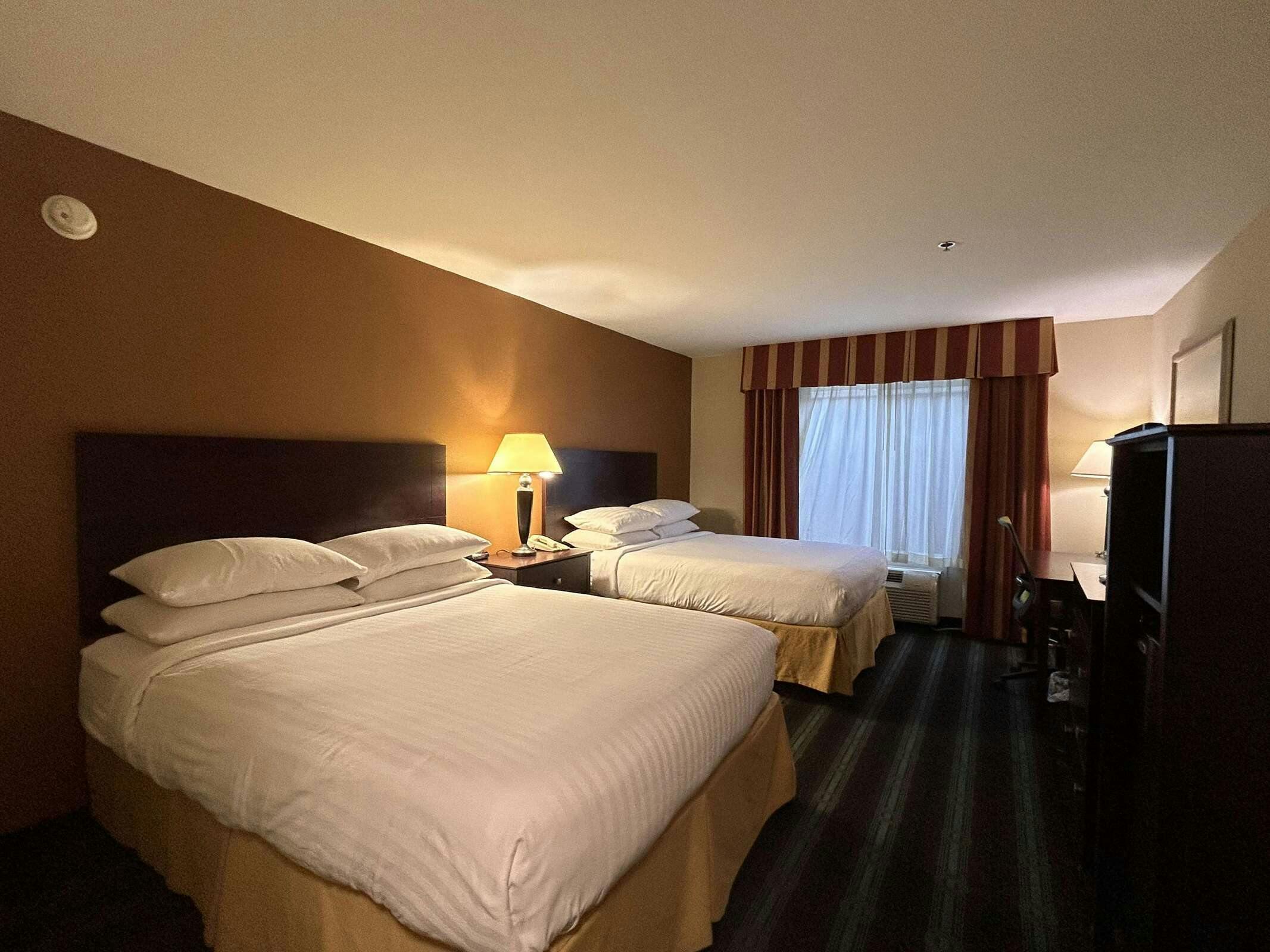 Hotel Express Inn Leesville Ft Johnson, Sure Stay Collection By Bw photo 2