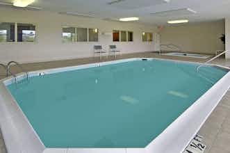 Hotel Ramada Mount Sterling photo 1