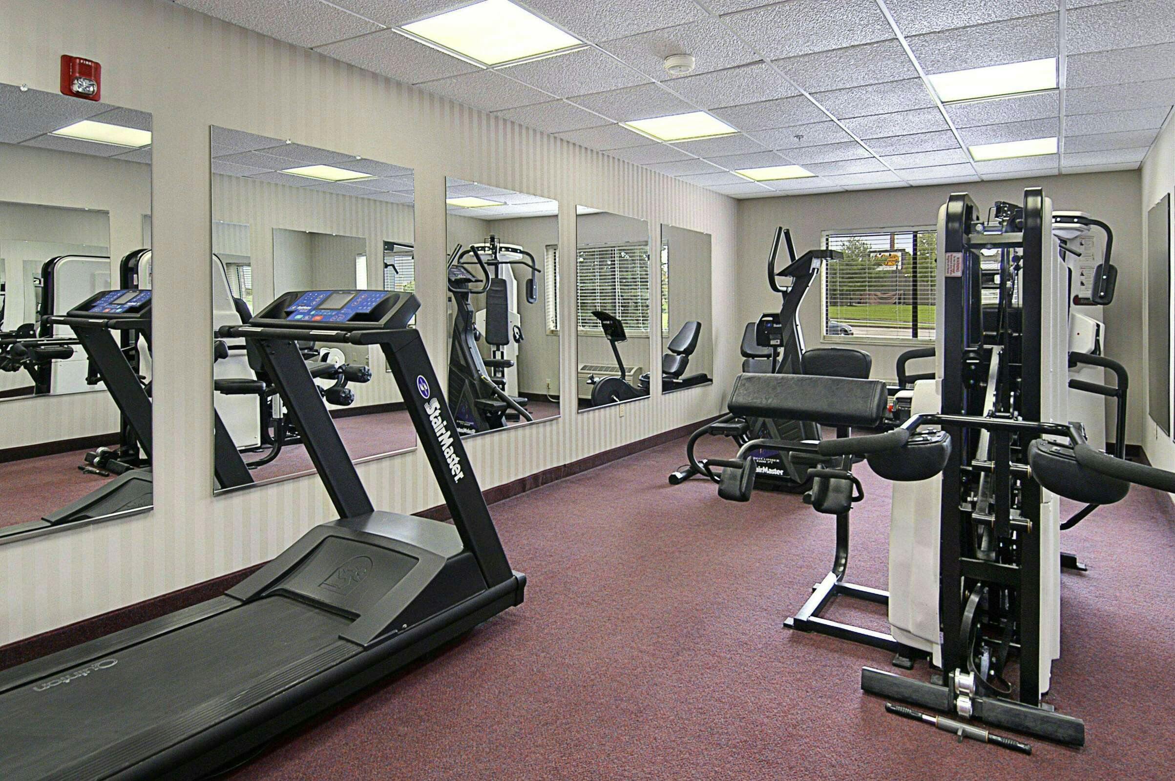 Hotel Ramada Mount Sterling photo 2