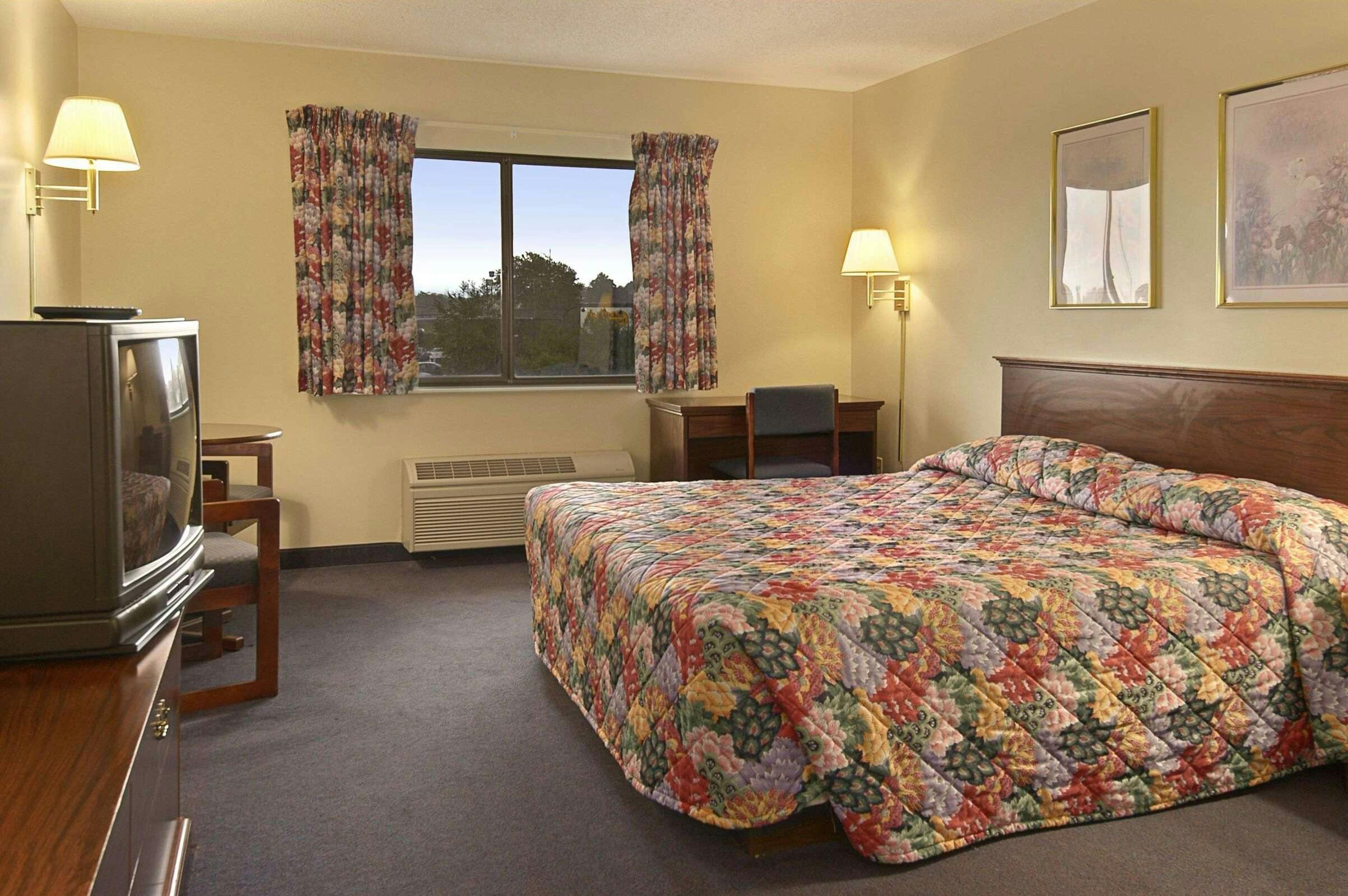 Hotel Ramada Mount Sterling photo 4