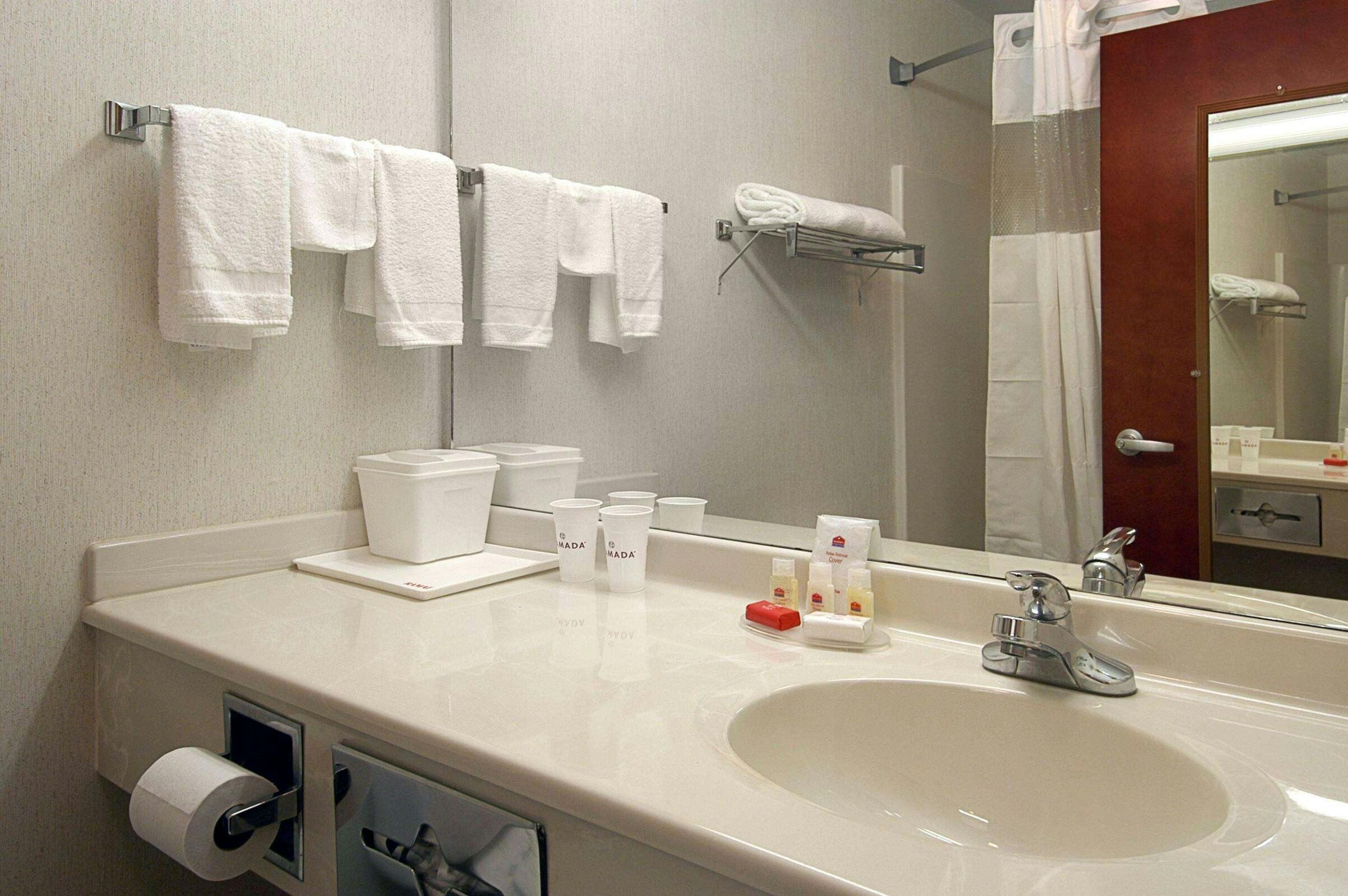 Hotel Ramada Mount Sterling photo 5