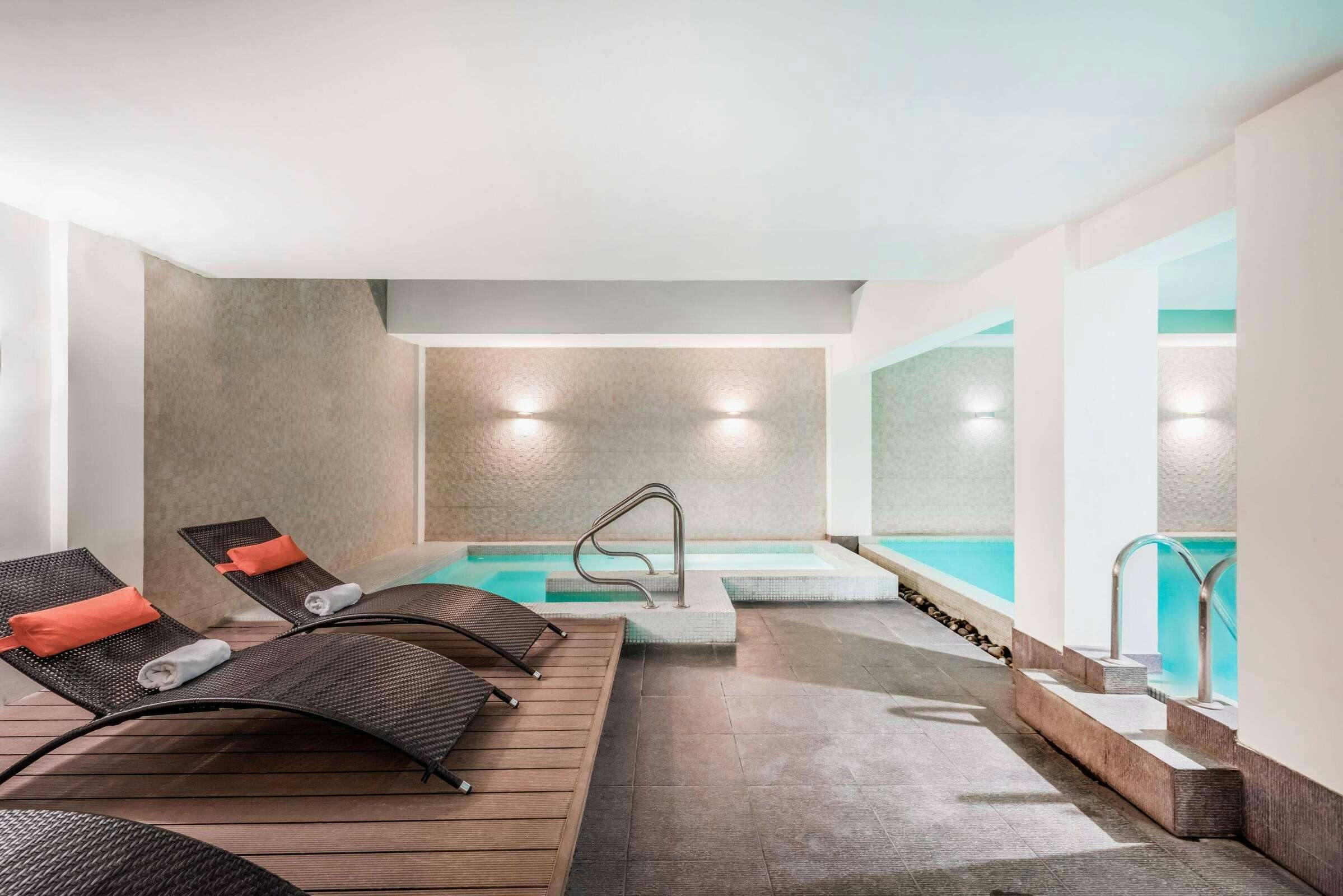 Hotel Wyndham Garden San Jose Escazu photo 2