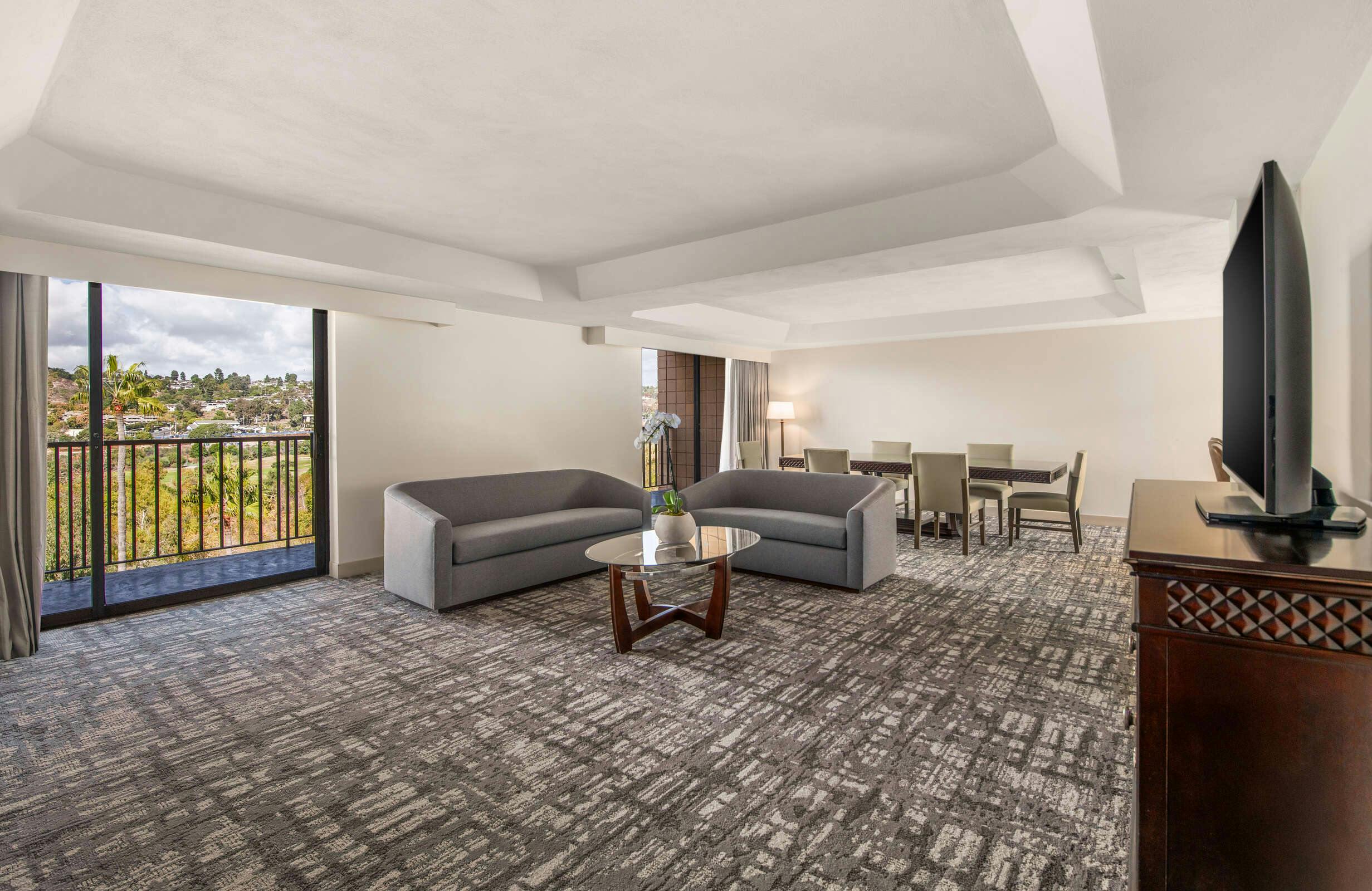 Hotel Crowne Plaza San Diego Mission Valley photo 3