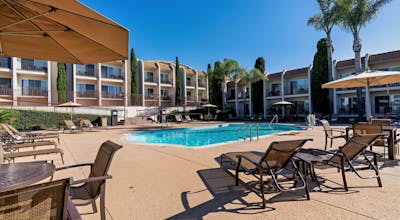 Best Western Plus Royal Oak Hotel