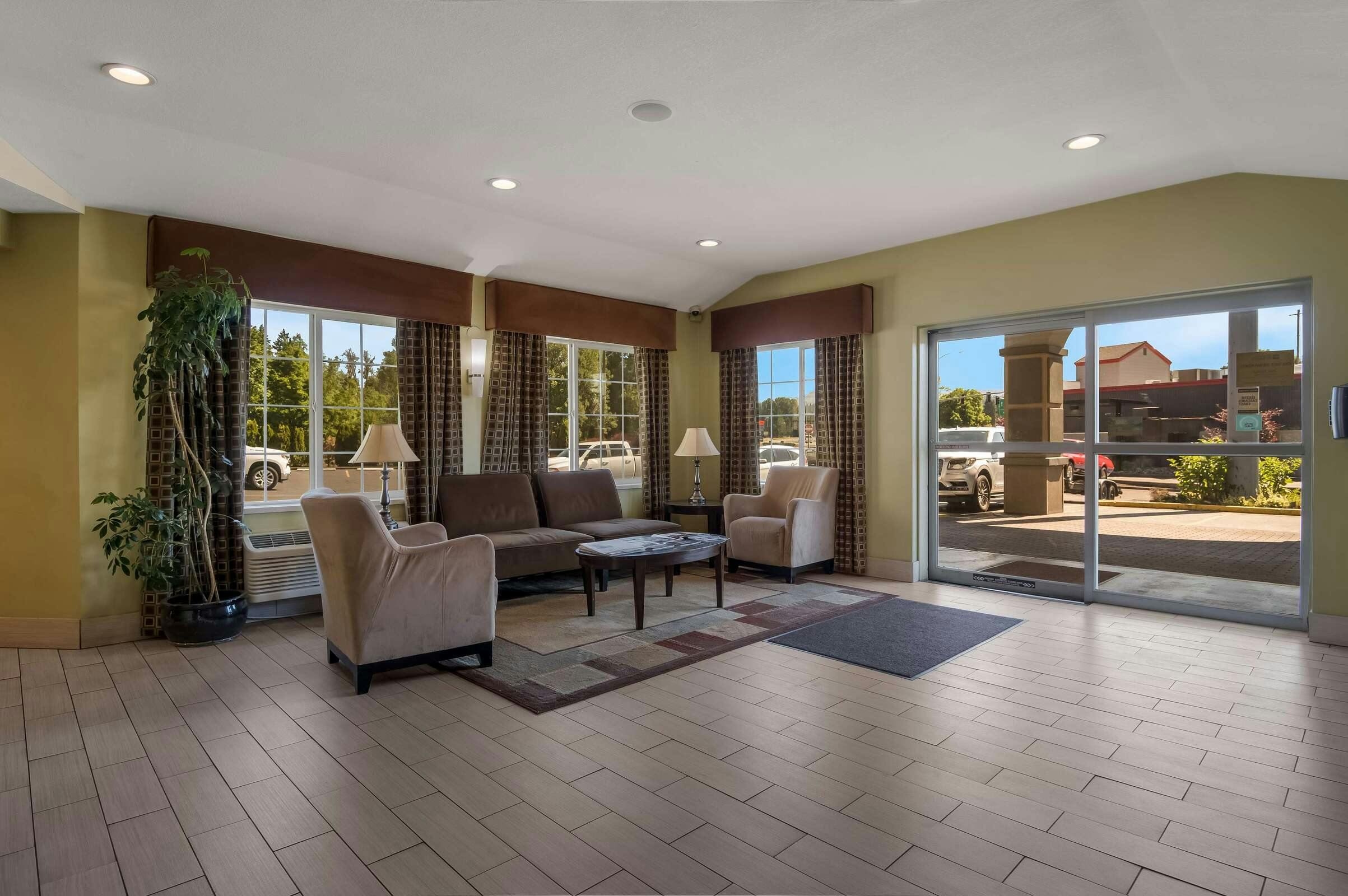 Hotel Best Western Cottage Grove Inn photo 1