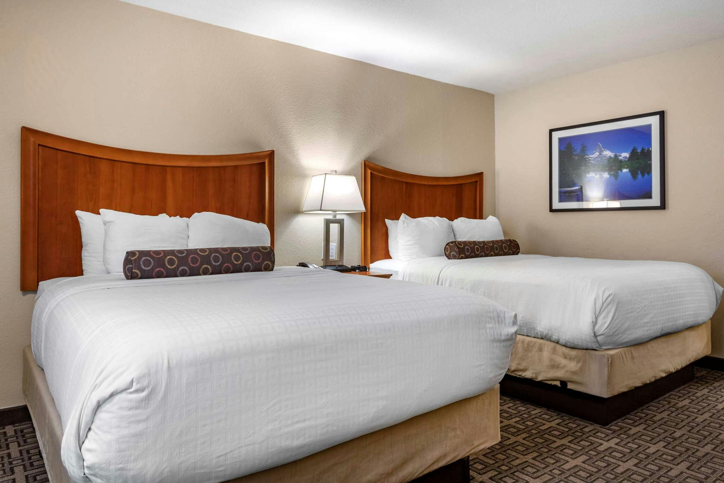 Hotel Best Western Swiss Clock Inn photo 1