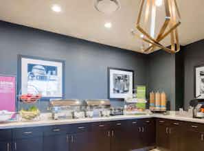 Hotel Hampton Inn & Suites Washington DC-Navy Yard photo 4