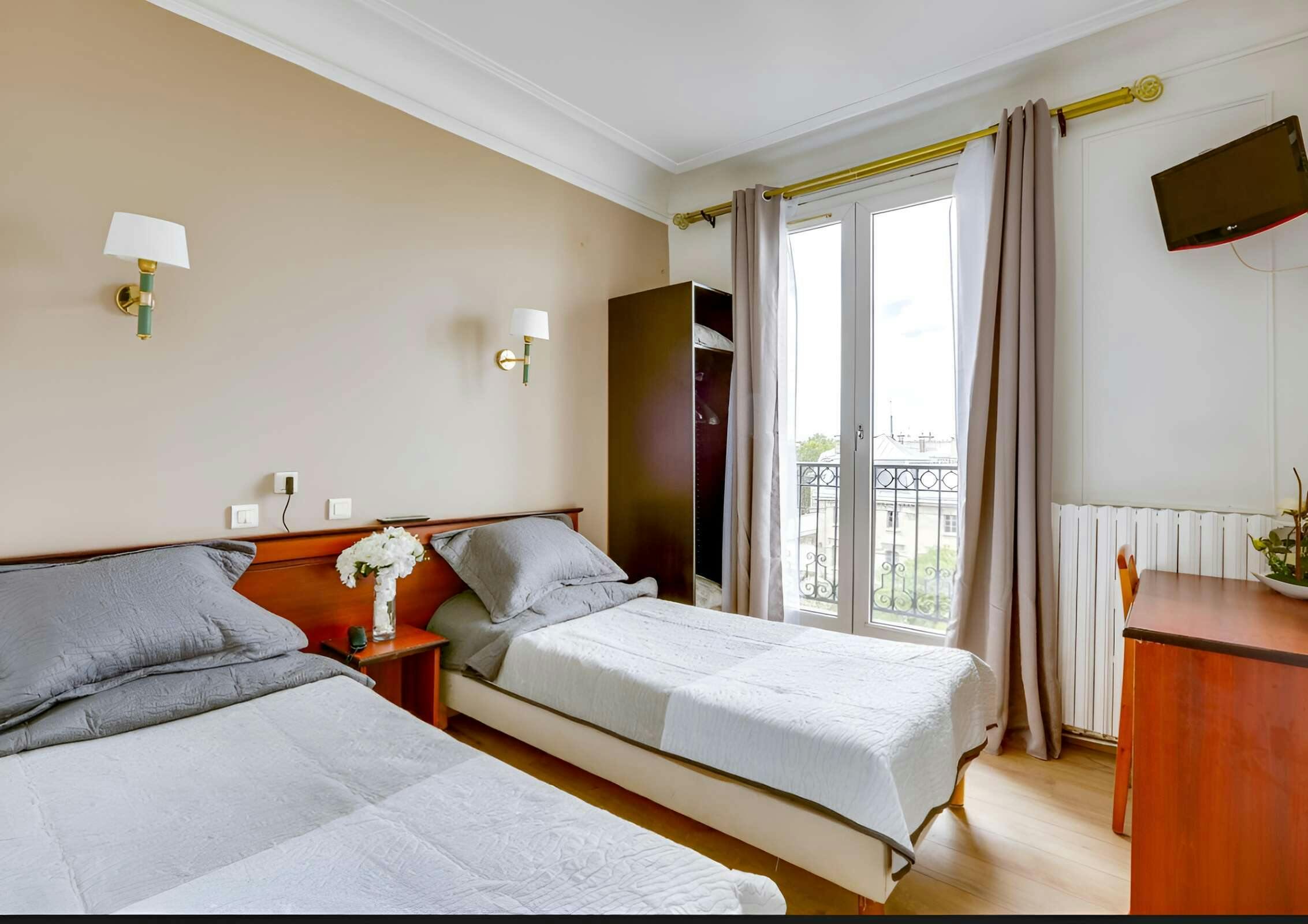 Hotel Hôtel du Square d'Anvers photo 5