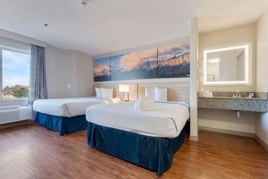 Hotel Days Inn by Wyndham Thornton photo 2