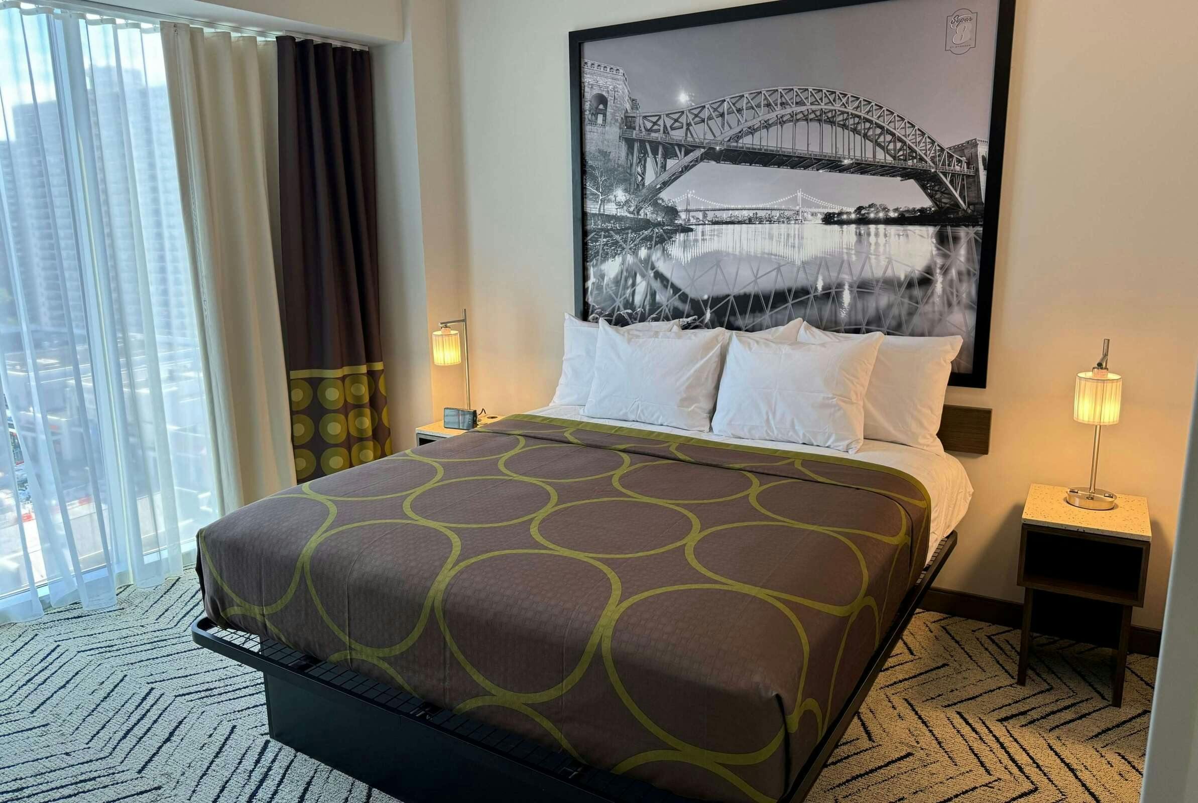 Hotel Super 8 by Wyndham Bronx Near Stadium photo 1