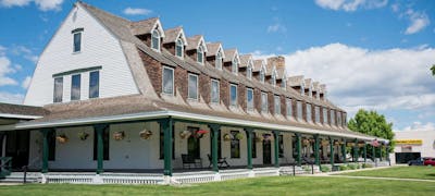 Sheridan Inn, B/W Signature Collection