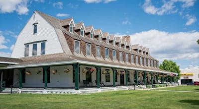 Sheridan Inn, B/W Signature Collection