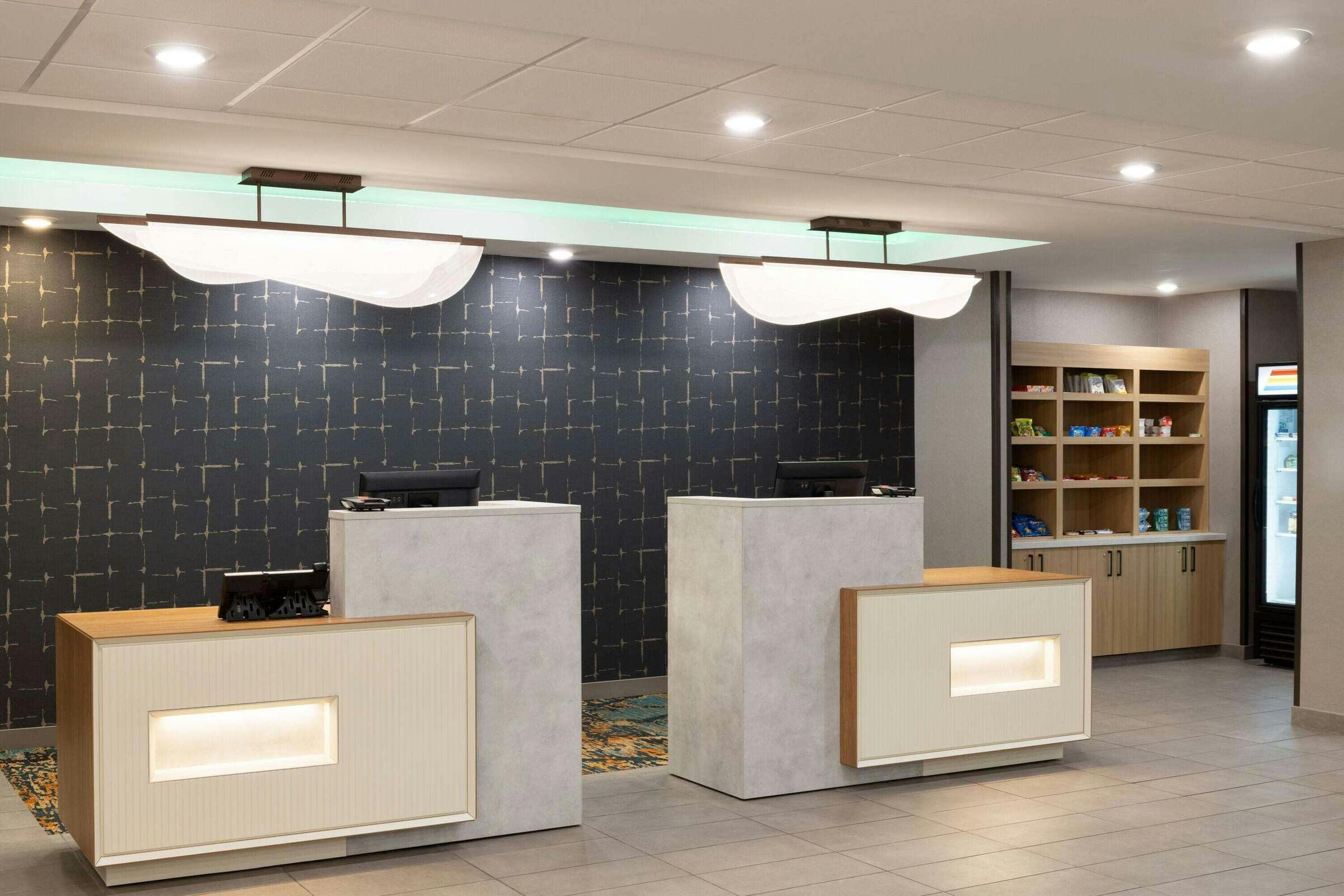 Hotel La Quinta Inn & Suites by Wyndham Yuma photo 2