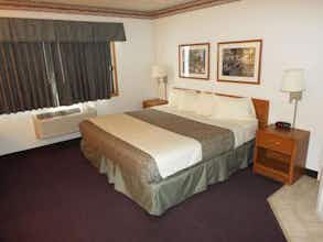 Hotel FairBridge Inn & Suites Thorp photo 1
