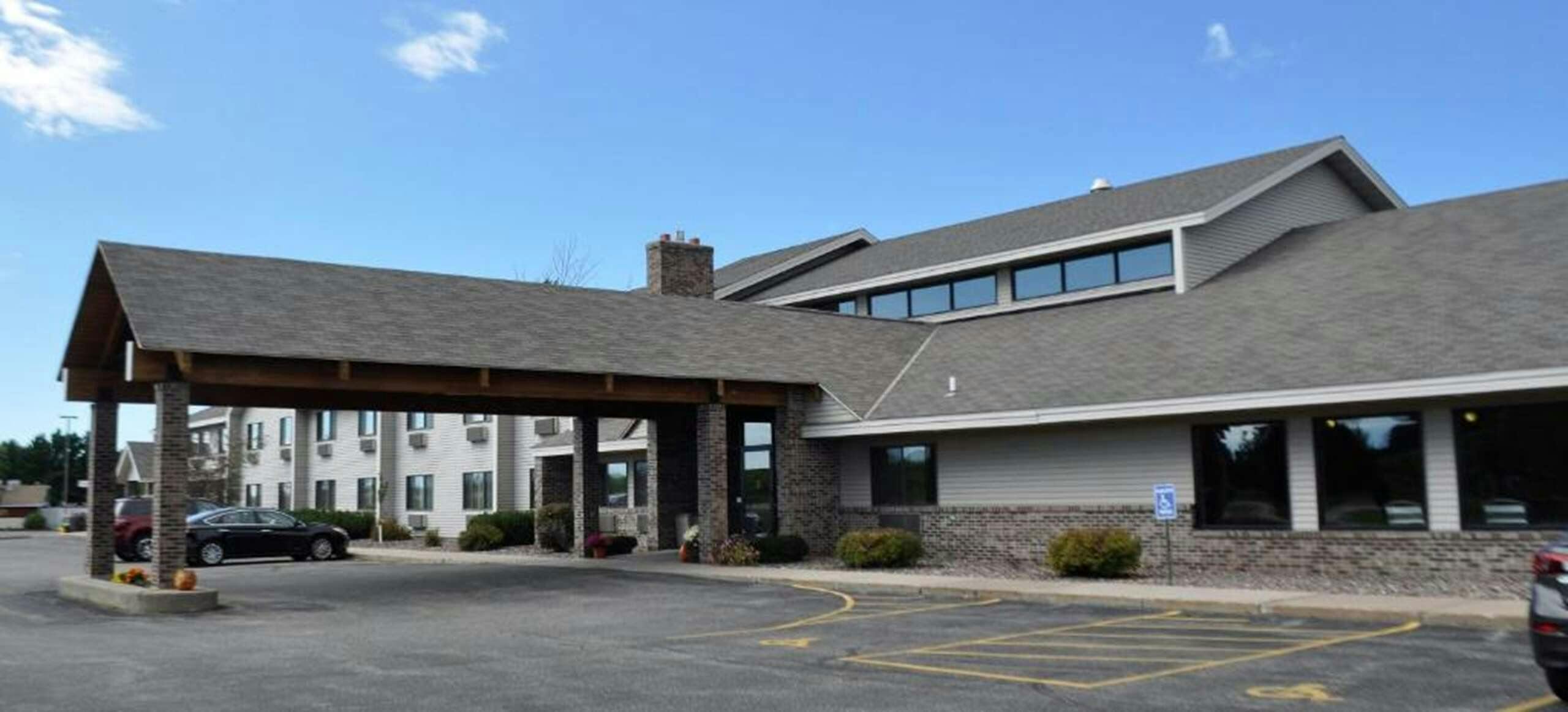 FairBridge Inn & Suites Thorp