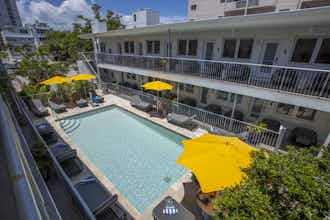 Hotel Waterside Hotel + Suites photo 2