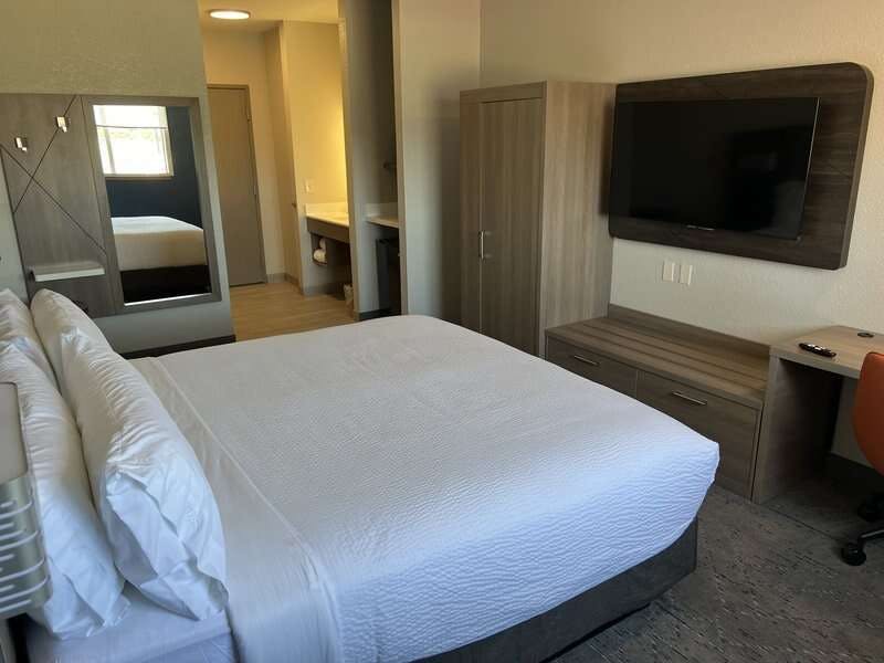 Holiday Inn Express Wichita North Park City