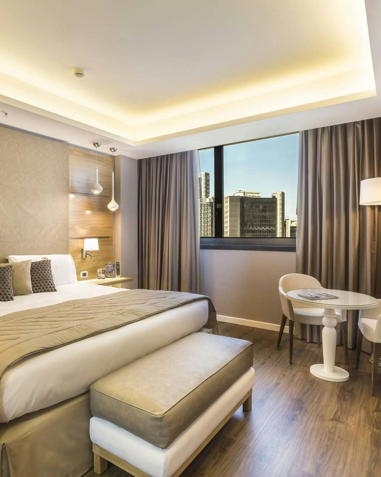 Hotel Holiday Inn Naples photo 2